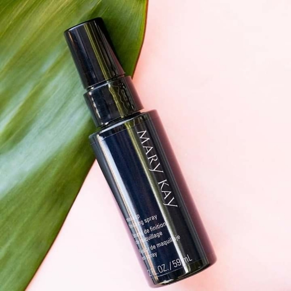 Mary Kay setting Spray by Skindinavia. - Picture 2 of 5